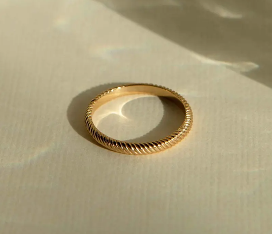 Twist Band Ring